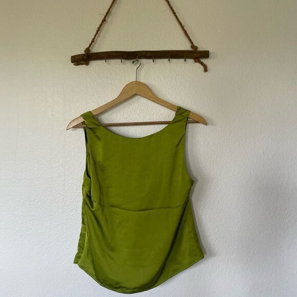 Ellie Tahari silky top - Picture 3 of 5